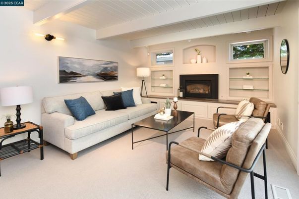 Fireplace, Interior, Living room