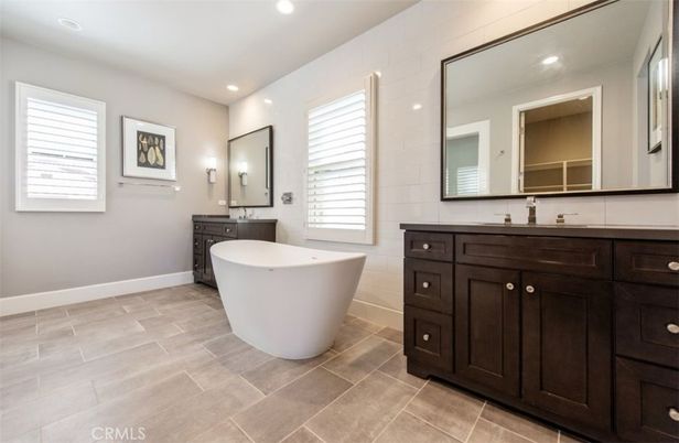 Bathroom, Dual Sink Vanities, Free Standing Baths, Interior, Recessed Lighting
