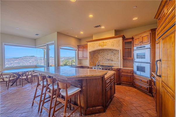 Dining room, Interior, Kitchen, Recessed Lighting