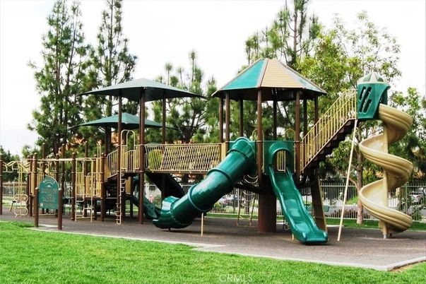 Backyard, Exterior, Playground