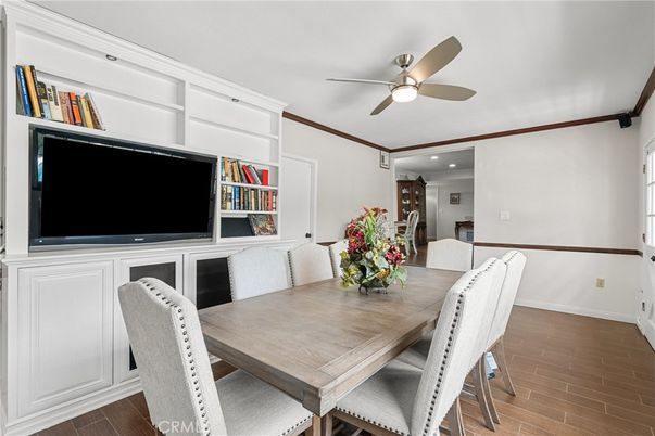 Dining room, Interior, Recessed Lighting, Wood Texture Flooring