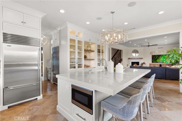 Fireplace, Interior, Kitchen, Living room, Pendant Lights, Recessed Lighting, Stainless Steel Appliances