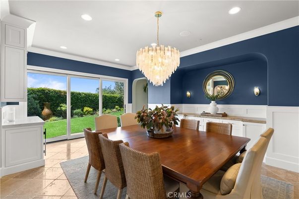 Chandelier, Dining room, Interior, Recessed Lighting