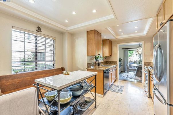 Dining room, Interior, Kitchen, Recessed Lighting, Stainless Steel Appliances