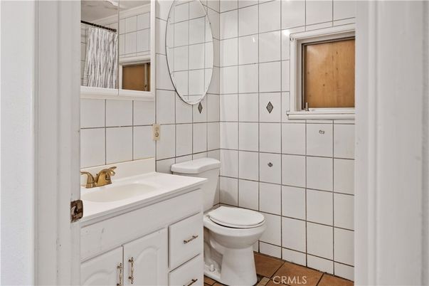 Bathroom, Interior