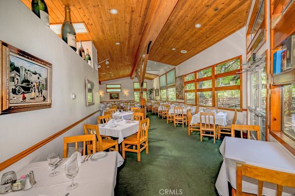 Dining room, Interior, Recessed Lighting, Wooden Ceilings