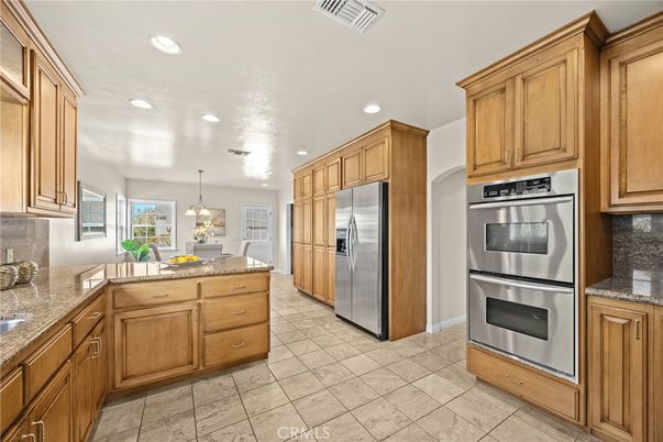 Dining room, Interior, Kitchen, Pendant Lights, Recessed Lighting, Stainless Steel Appliances