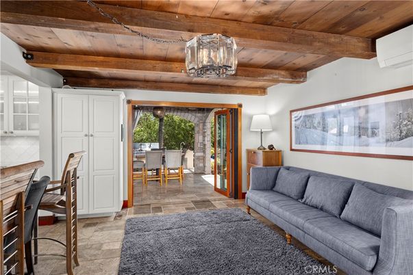 Dining room, Interior, Living room, Wooden Beams, Wooden Ceilings