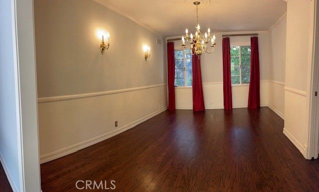 Chandelier, Empty room, Interior, Wood Texture Flooring
