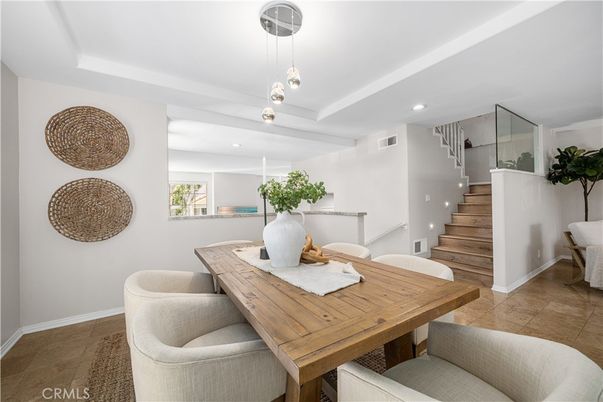 Dining room, Interior, Pendant Lights, Recessed Lighting