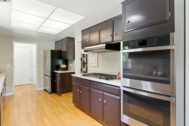 Interior, Kitchen, Stainless Steel Appliances, Wood Texture Flooring