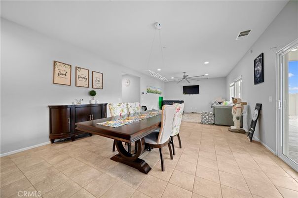 Dining room, Interior, Living room, Pendant Lights, Recessed Lighting