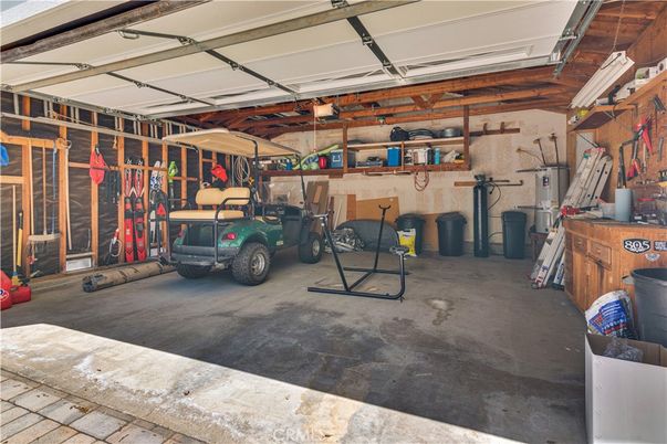 Garage, Interior