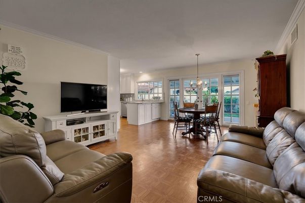 Chandelier, Dining room, Interior, Kitchen, Living room, Wood Texture Flooring