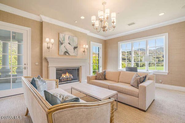 Chandelier, Fireplace, Interior, Living room, Recessed Lighting