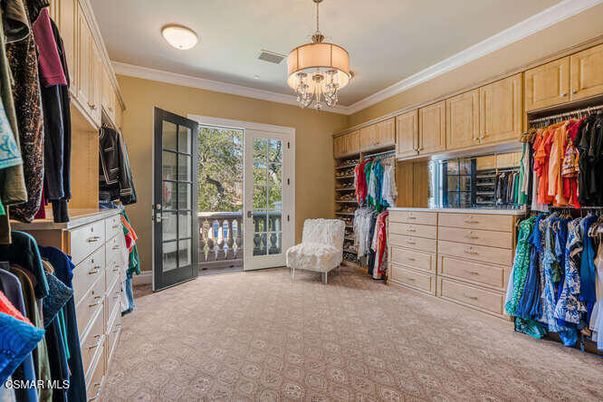 Chandelier, Interior, Recessed Lighting, Walk-in Closets
