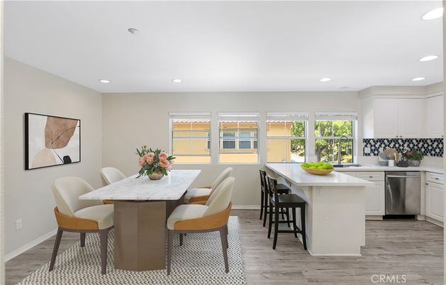 Dining room, Interior, Kitchen, Recessed Lighting, Wood Texture Flooring