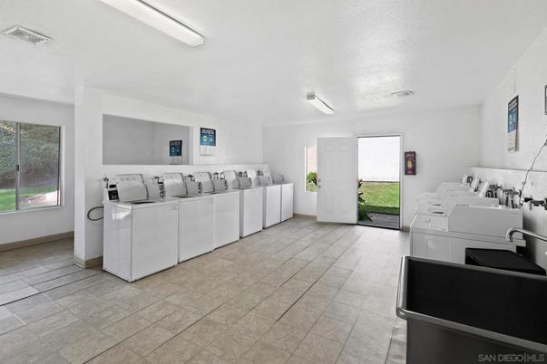 Interior, Washer