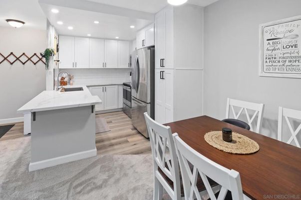 Dining room, Interior, Kitchen, Recessed Lighting, Wood Texture Flooring