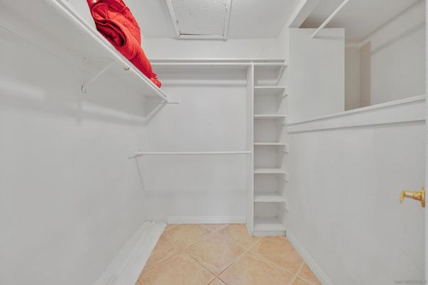 Interior, Walk-in Closets