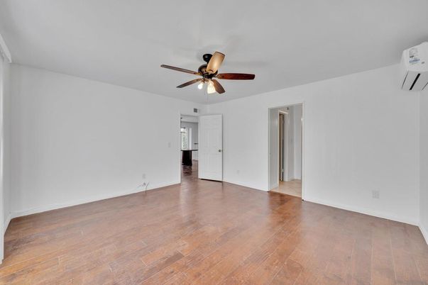 Billiard Table, Chandelier, Game Room, Interior, Pendant Lights, Wood Texture Flooring