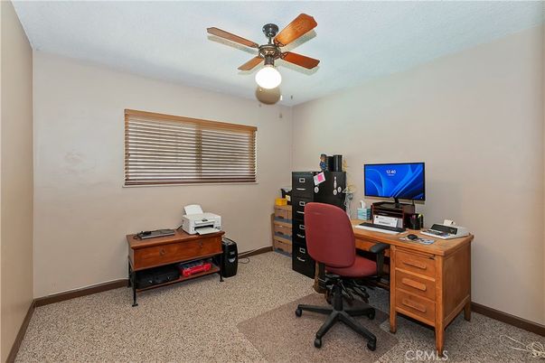 Home Office, Interior