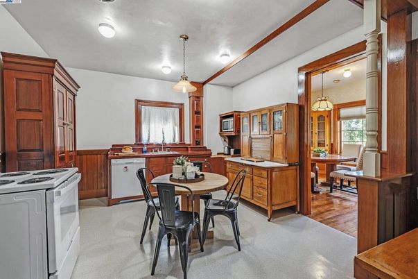 Dining room, Interior, Kitchen, Pendant Lights, Wood Texture Flooring