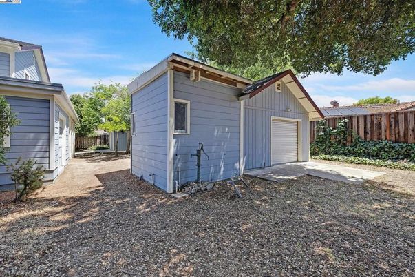 Backyard, Detached Garage, Exterior