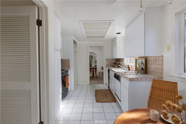 Interior, Kitchen, Tile Countertops
