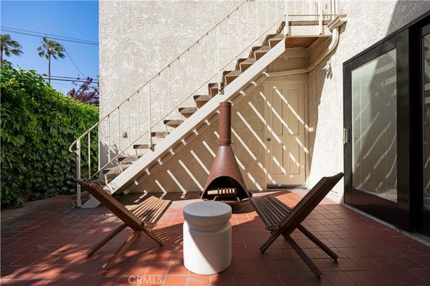 Exterior, Fireplace