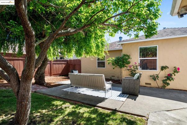 Backyard, Exterior, Hot Tub