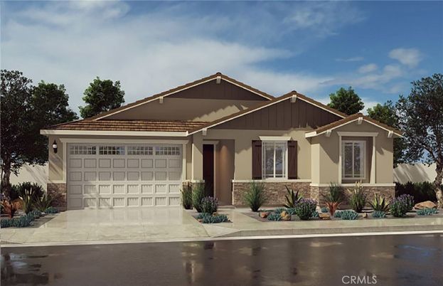 Attached, Exterior, Facade, American Craftsman