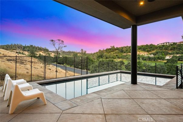 Exterior, Pool, Other