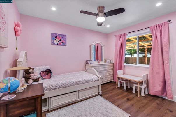 Bathroom, Bedroom, Interior, Recessed Lighting, Wood Texture Flooring