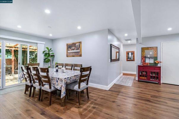 Dining room, Interior, Recessed Lighting, Wood Texture Flooring