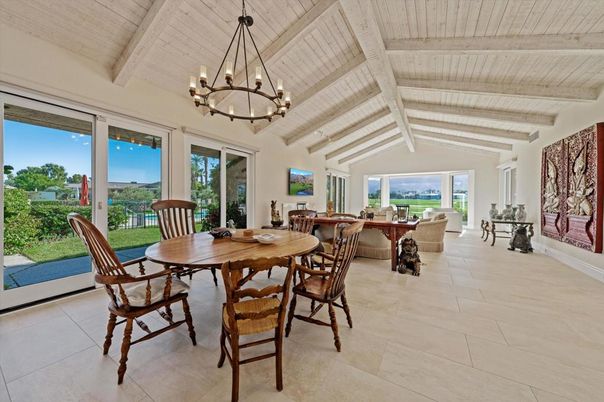 Chandelier, Dining room, Interior, Pendant Lights, Wooden Beams, Wooden Ceilings
