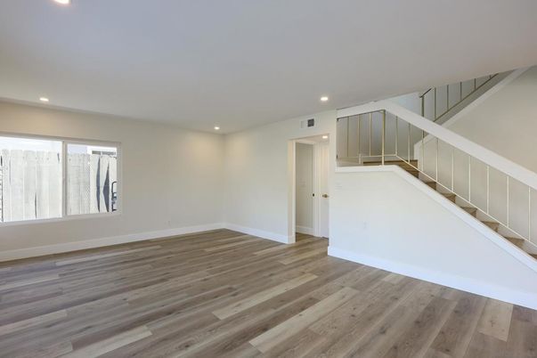 Empty room, Interior, Recessed Lighting, Wood Texture Flooring