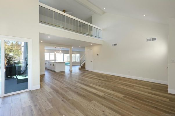 Interior, Pendant Lights, Recessed Lighting, Wood Texture Flooring