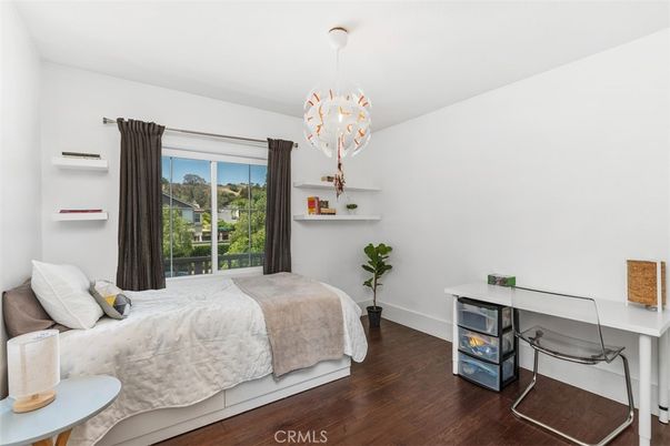 Bedroom, Interior, Pendant Lights, Wood Texture Flooring