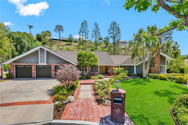 Attached, Backyard, Exterior, Facade, Ranch