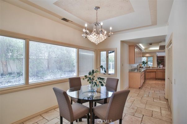 Chandelier, Dining room, Interior, Kitchen