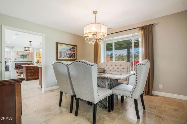 Chandelier, Dining room, Interior, Kitchen, Recessed Lighting