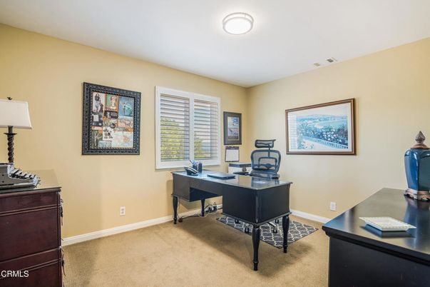Home Office, Interior