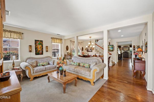 Chandelier, Dining room, Interior, Living room, Pendant Lights, Recessed Lighting, Wood Texture Flooring
