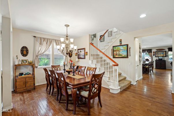 Chandelier, Dining room, Interior, Recessed Lighting, Wood Texture Flooring