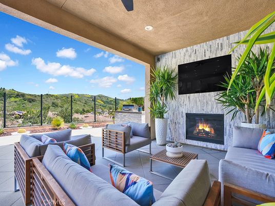 Fireplace, Interior, Living room, Recessed Lighting