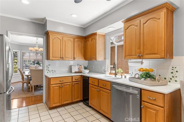 Chandelier, Dining room, Interior, Kitchen, Recessed Lighting