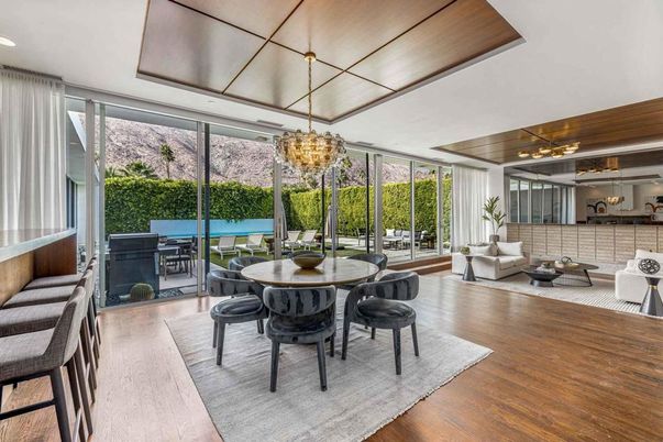 Chandelier, Dining room, Interior, Living room, Recessed Lighting, Wood Texture Flooring