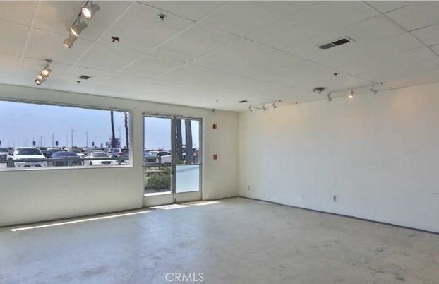 Empty room, Garage, Interior