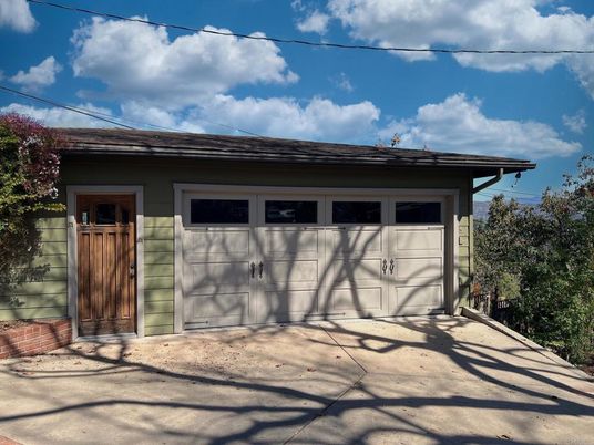 Detached Garage, Exterior